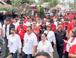 Tondano Lautan Merah, Ribuan Militan RD-Vasung Kawal Pendaftaran di KPU Minahasa