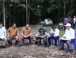 Bupati Robby Dondokambey Dampingi Tim Kementerian Pertahanan Tinjau Lokasi Pembangunan SMA Unggul Garuda